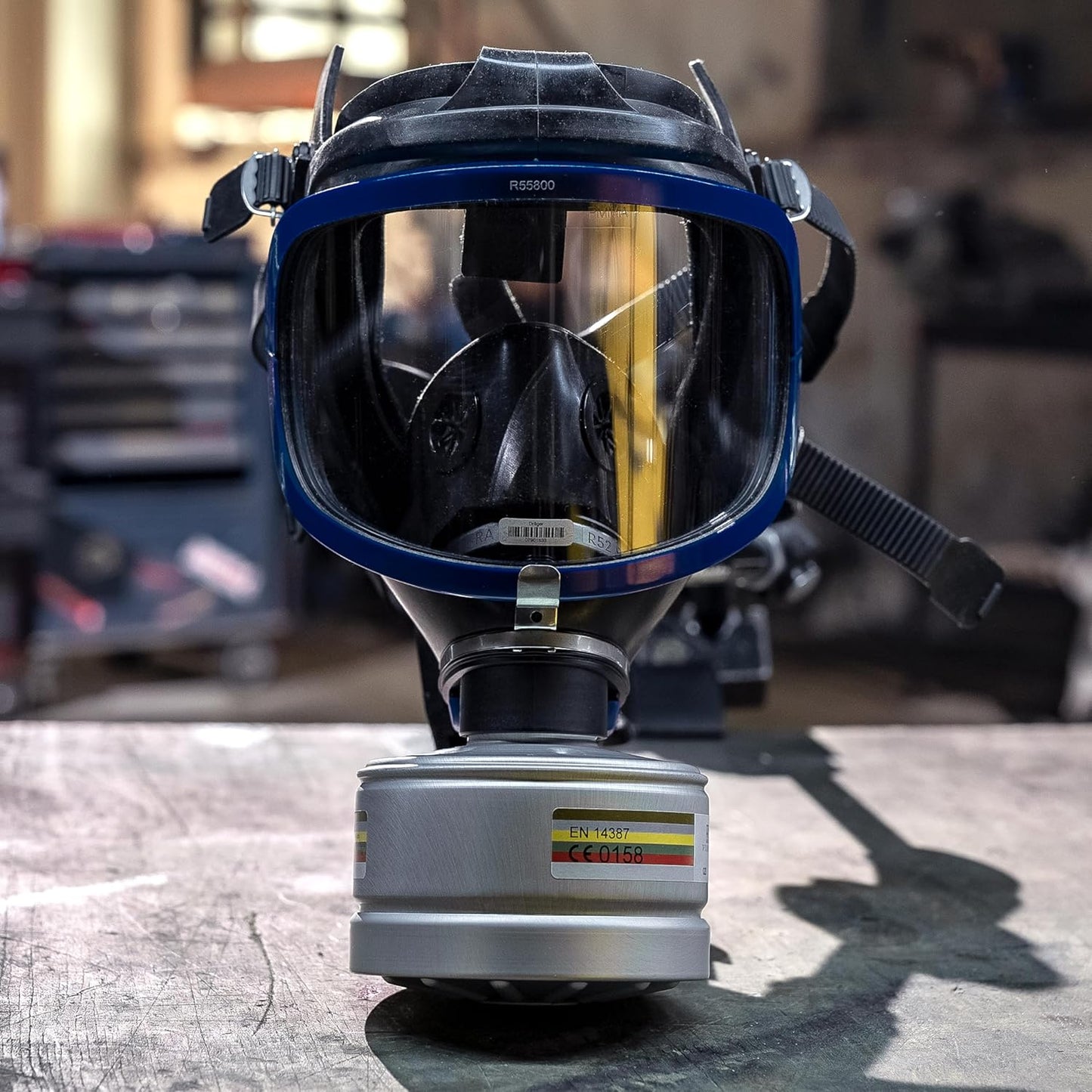 Maschera Protettiva Dräger con Filtro A2B2E2K2 HG P3 R D – Protezione Completa per la Sopravvivenza