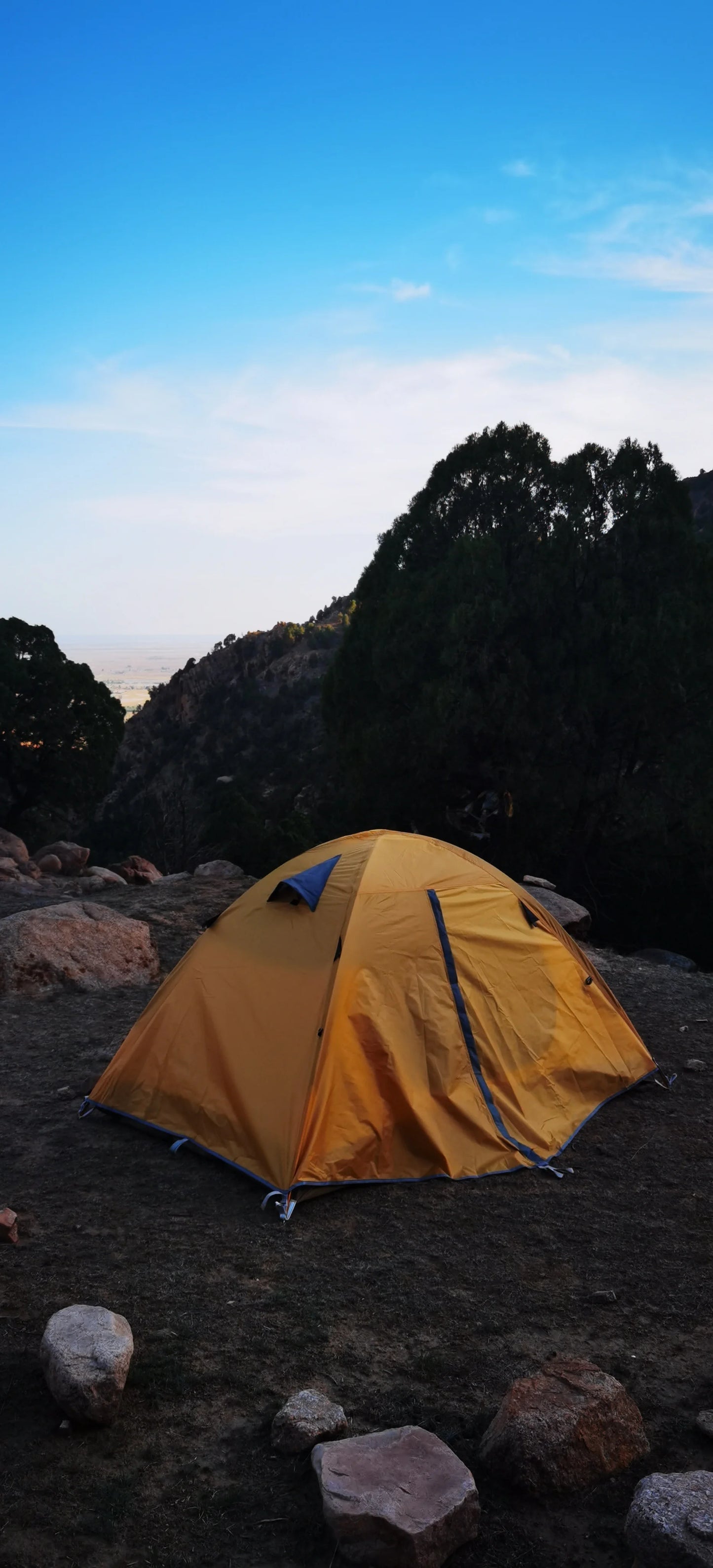 Tenda da Trekking Professionale - Leggera e Resistente